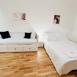  Apartamento New Complex Florenc