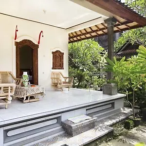 Koming House Habitación en casa particular Ubud